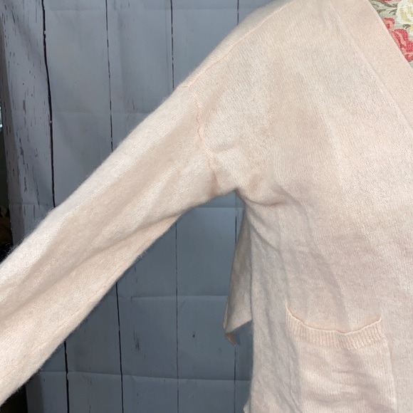335. En Thread 100% cashmere pink cardigan, size L - Picture 3 of 7